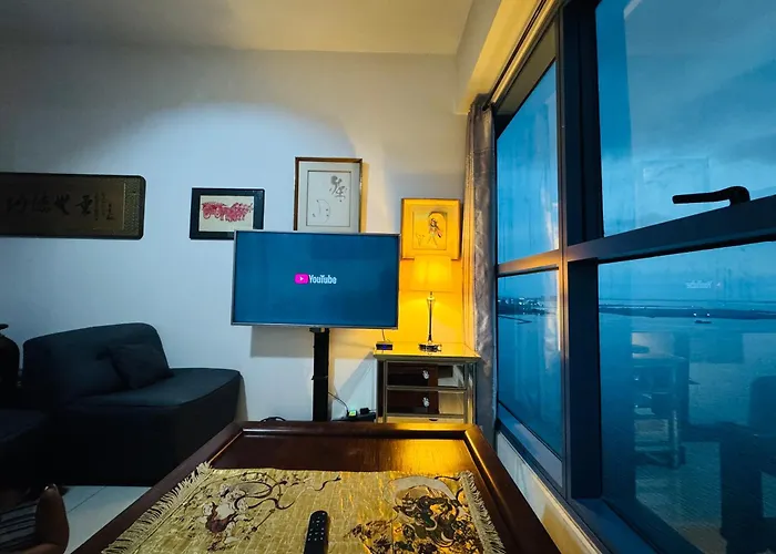 Apartment 康宿 晴窗居 Bright Window Manila